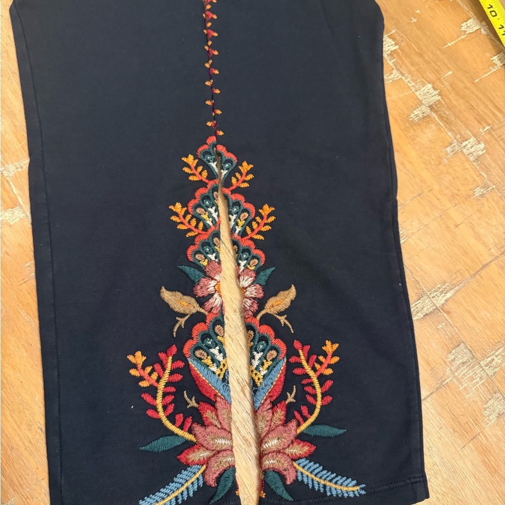 Johnny Was Black Leggings with Multicolor Floral Embroidery